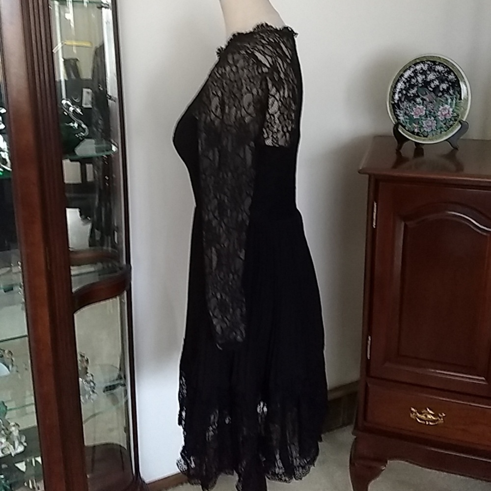 J J House Dress - Picture 2 of 8